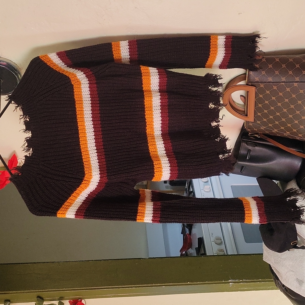 Cropped pull over - Picture 2 of 3